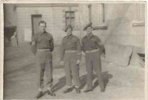 Images/grandad photos00120022.jpg